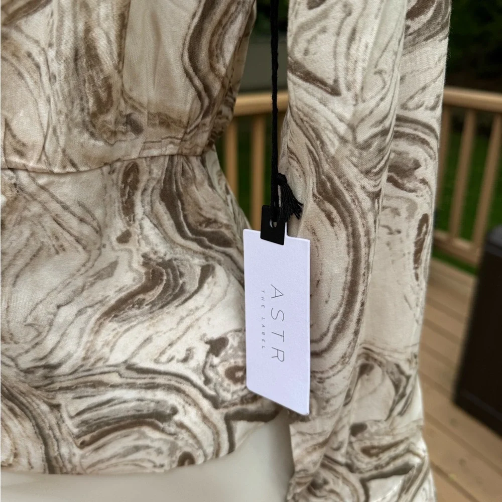 ASTR The Label Marble Print Women's Long Sleeve Top size small Cream Taupe Brown - Picture 5 of 9